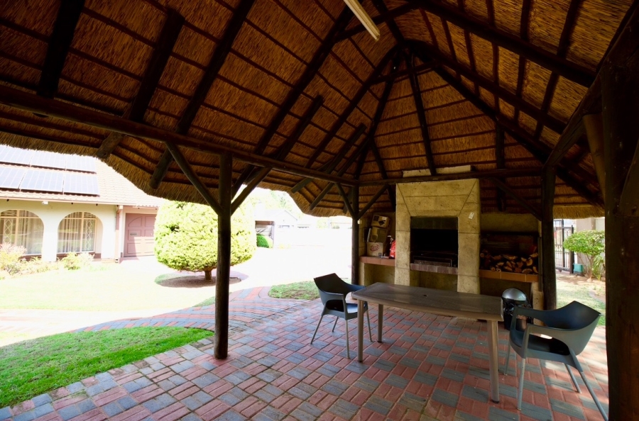 4 Bedroom Property for Sale in Wilkoppies North West